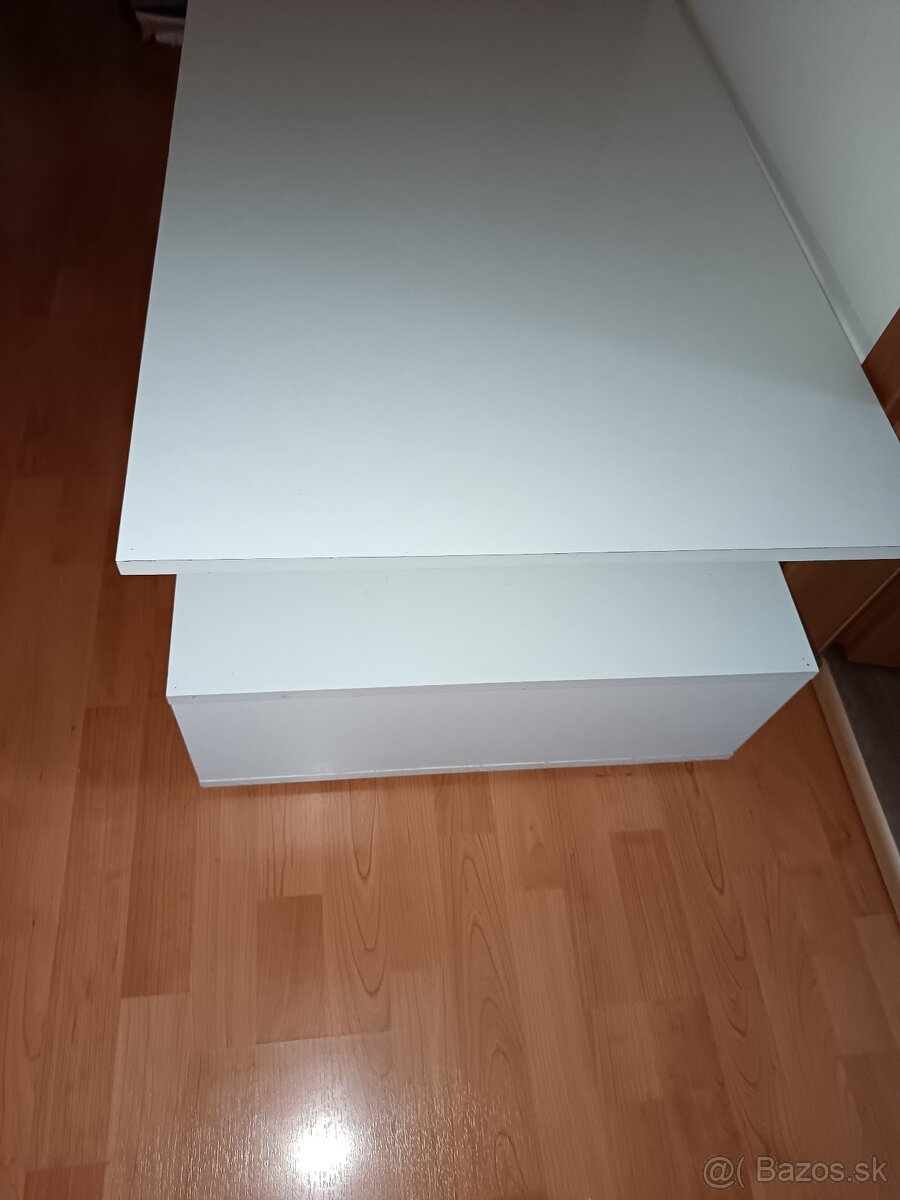Konferenčný stolík. - 5