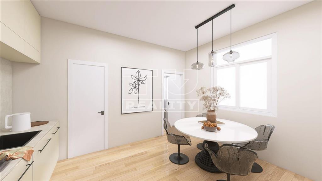 NA PREDAJ 3-IZBOVÝ BYT V ILAVE 75 M2 S PIVNICOU 99 M2. - 5