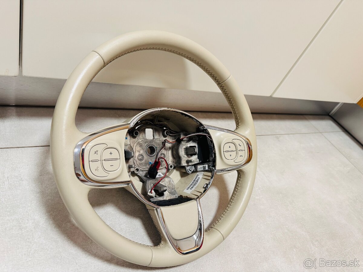 Fiat 500 Facelift Volant - 5