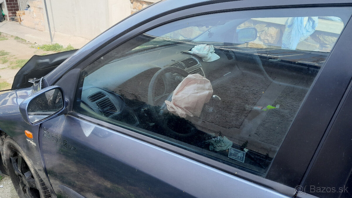 Predám HONDA CIVIC VII Hatchback 2001, 1.6 benzin - 5