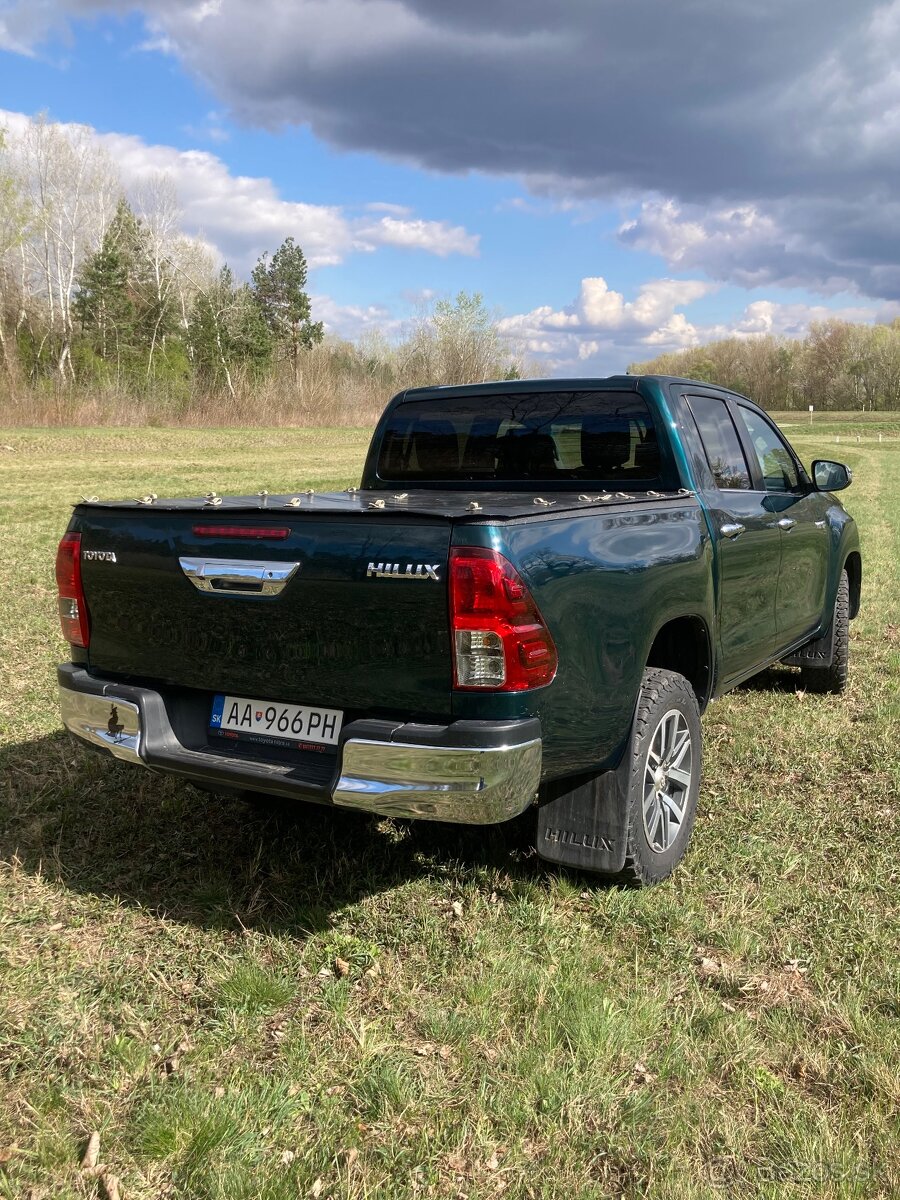 Toyota Hilux 2,4 D
