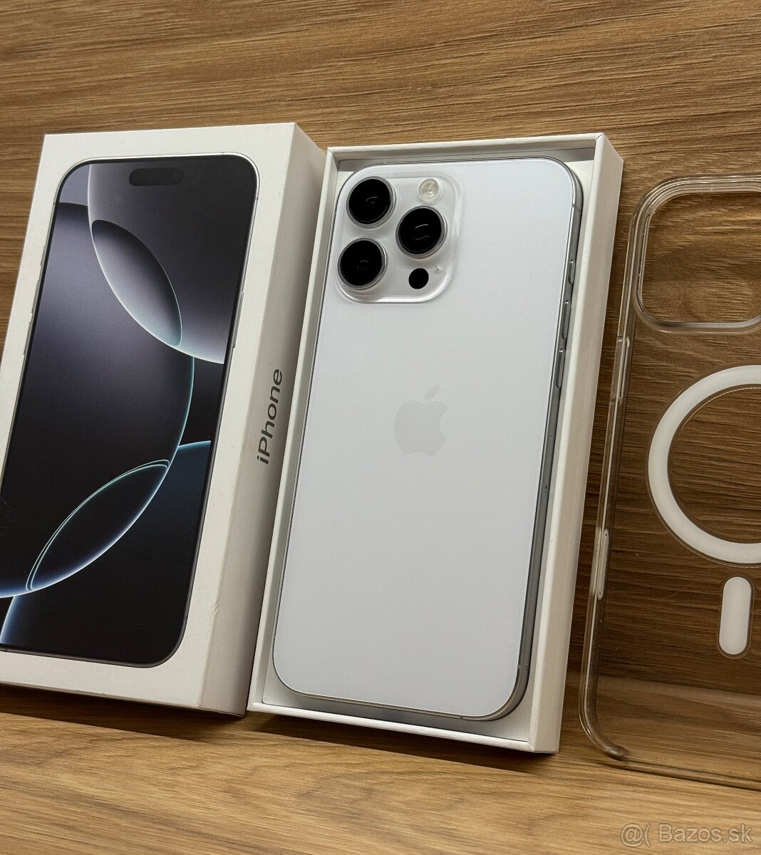 iPhone 16 Pro Max 256GB White Titanium - 5