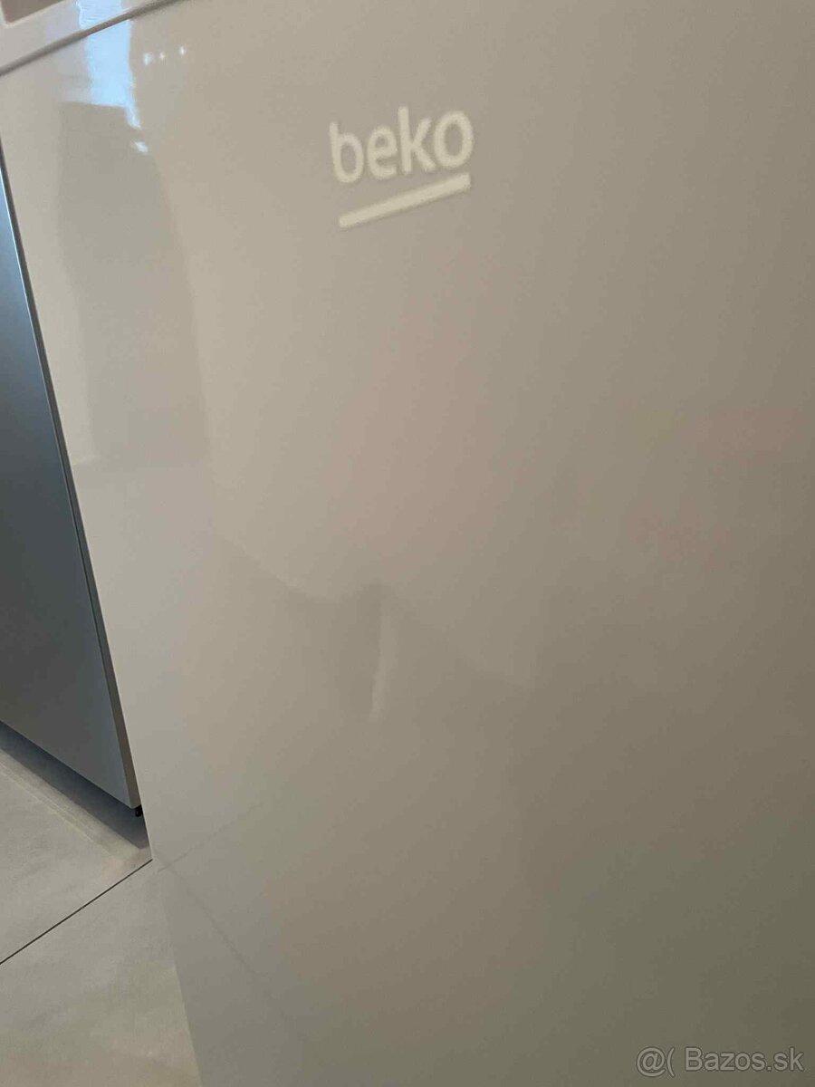 Mini chladnička BEKO - 5