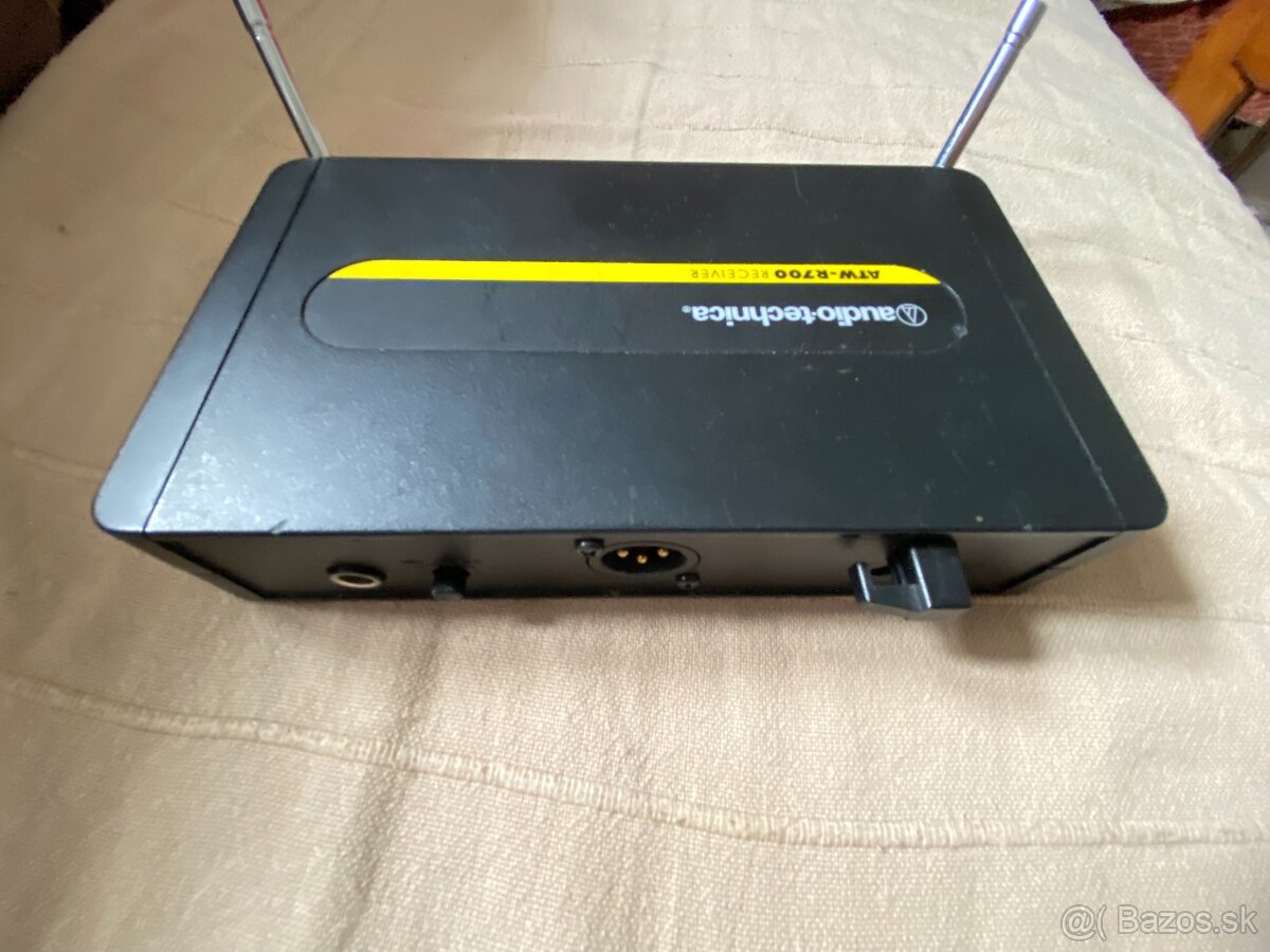 Audio Technica UHF bezdrotovy mikrofon - set - 5