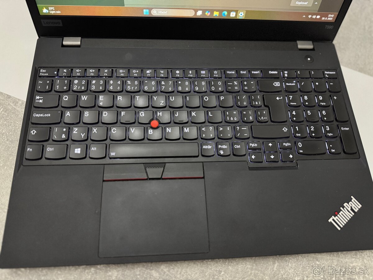 Lenovo ThinkPad T590 i5/8GB/256GB SSD Windows 11 + darček - 5