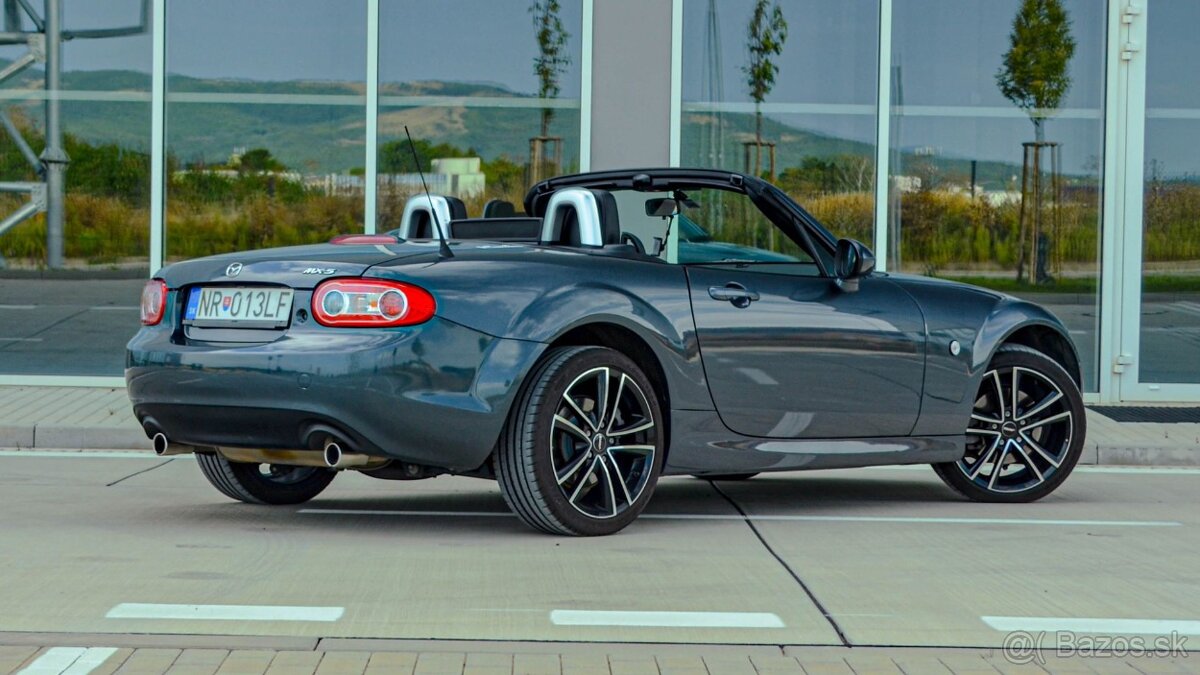 Mazda MX-5 2.0i Roadster Recaro manuál - 5