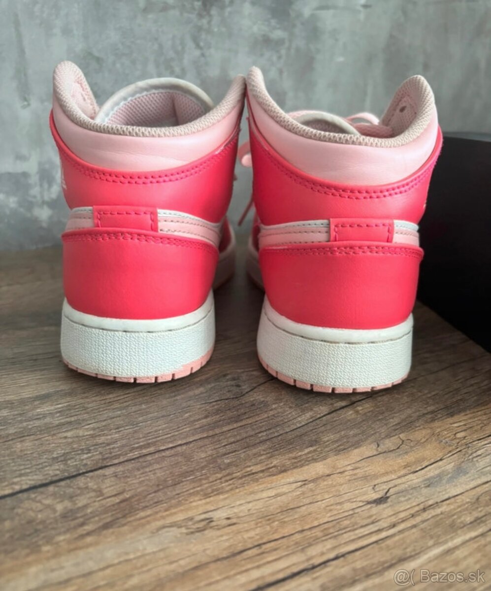 Tenisky Air Jordan 1 Mid - 5