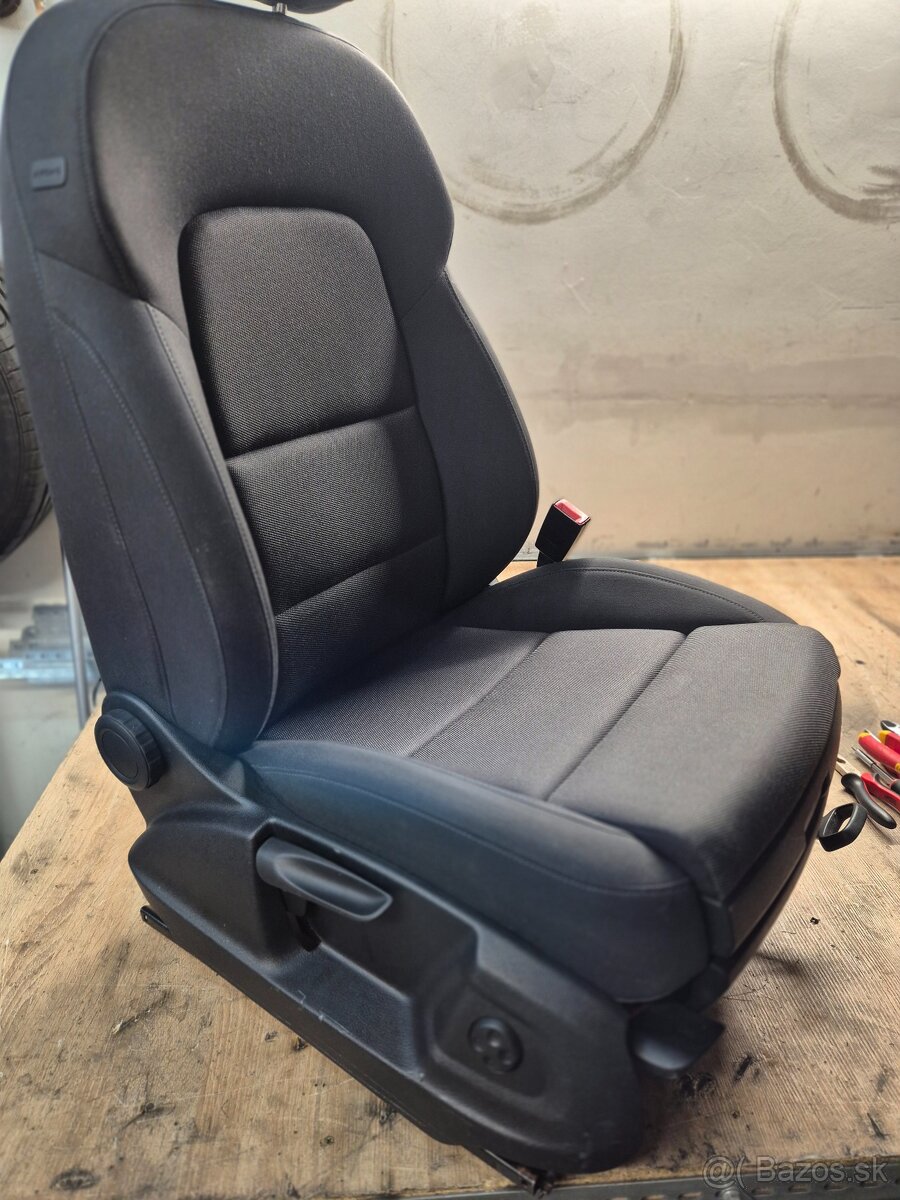 Predám sedačky sedadla audi q5 - 5