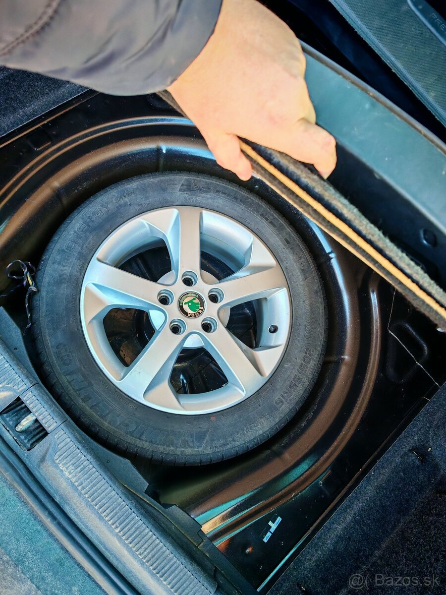 Sada originálnych 15' kolies Škoda Octavia 2 - 5