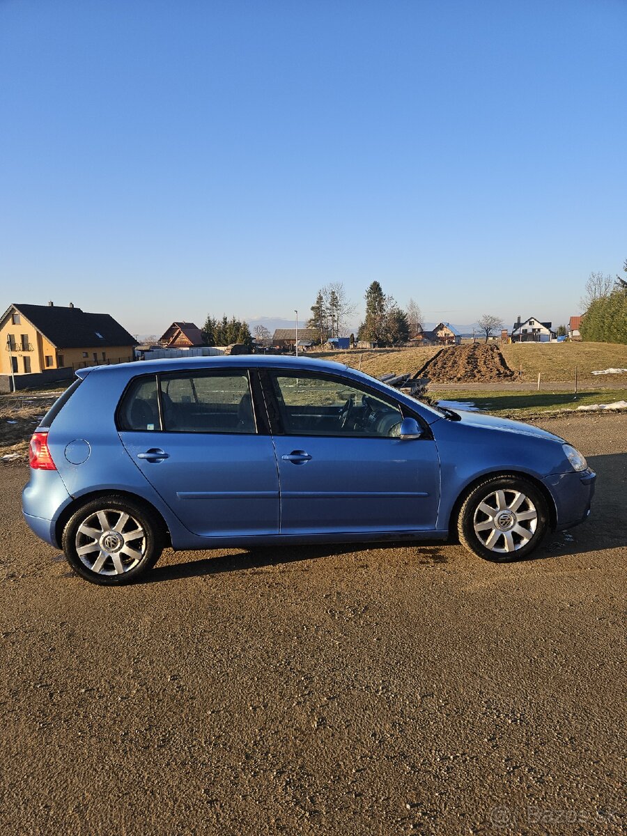Predám VW golf 5 2.0tdi - 5