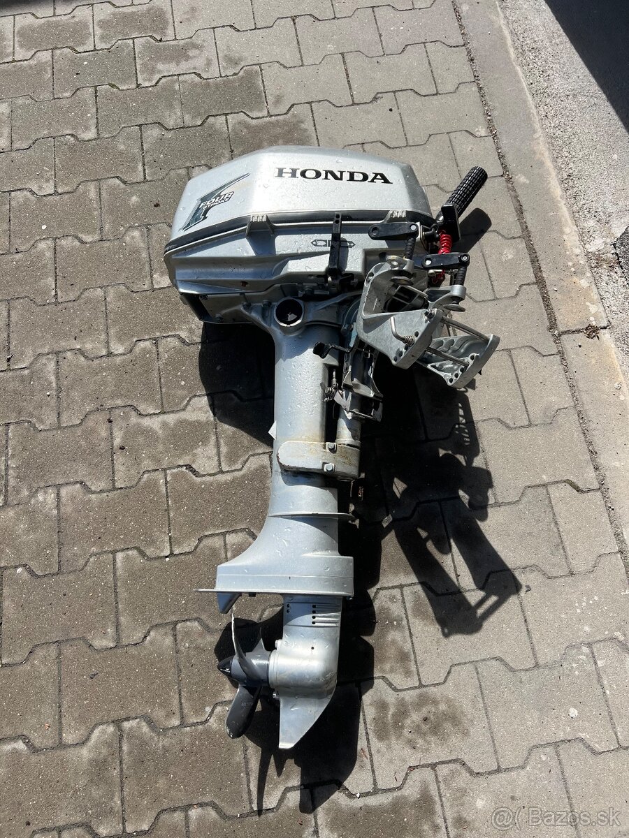 Nafukovací čln Honda a motor Honda 5 Hp - 5