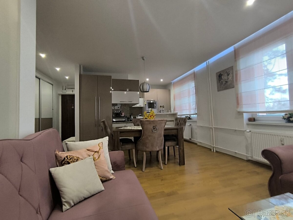 Krásny 3 izbový byt na PREDAJ - KOMÁRNO - 5