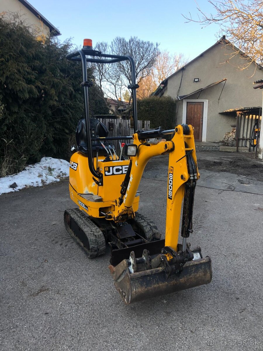 Minibagr JCB 8008CTS - 5