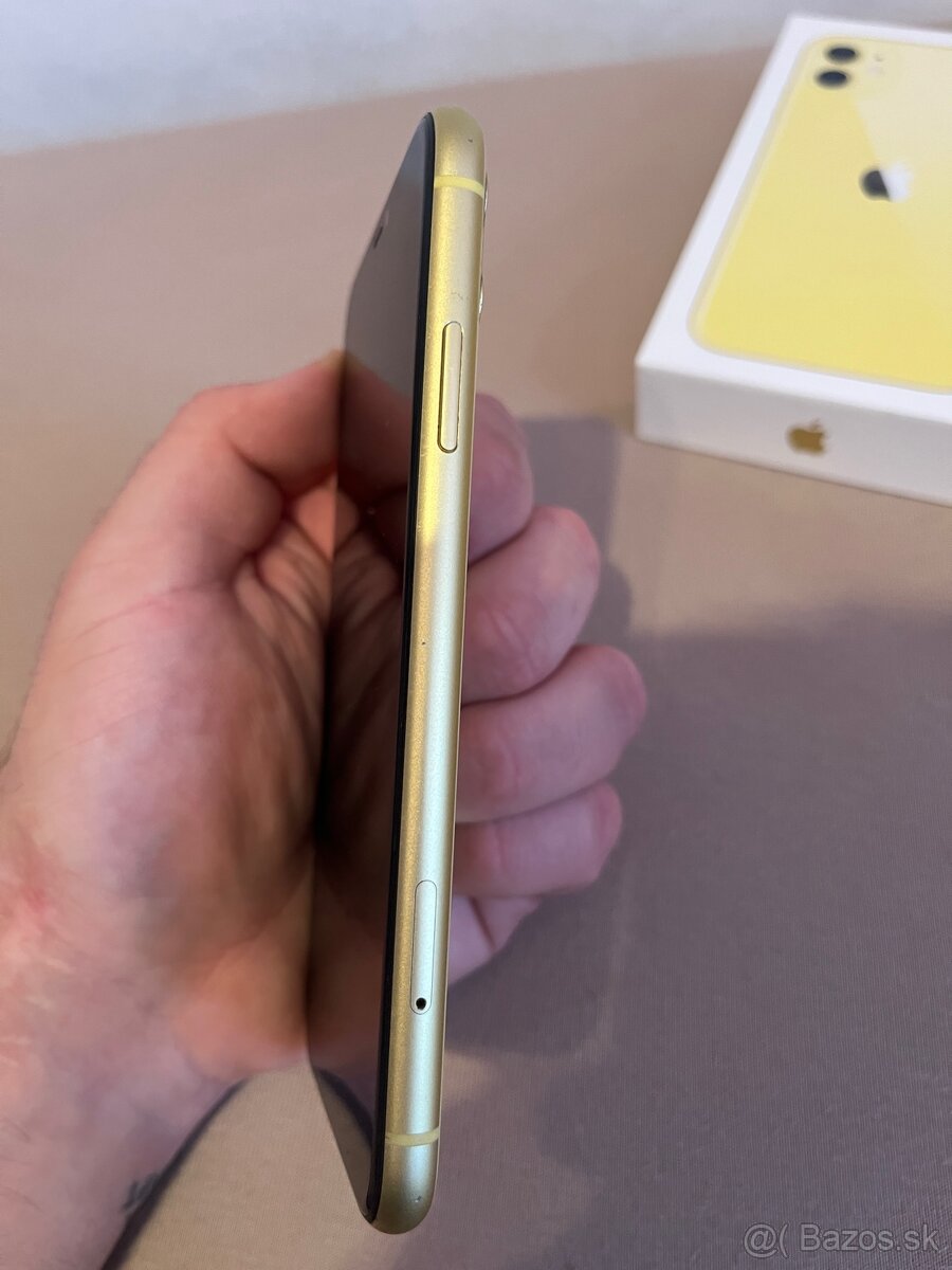Predám iPhone 11 yellow 64gb - 5