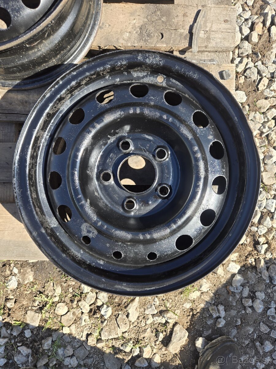 Original plechove disky KIA R15 - 5