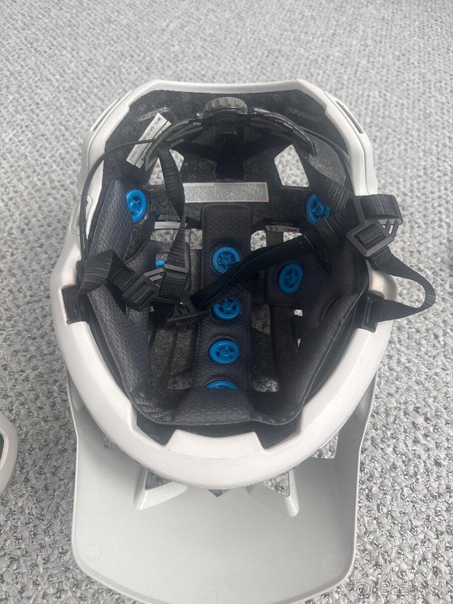 Leatt mtb 3.0 enduro prilba - 5