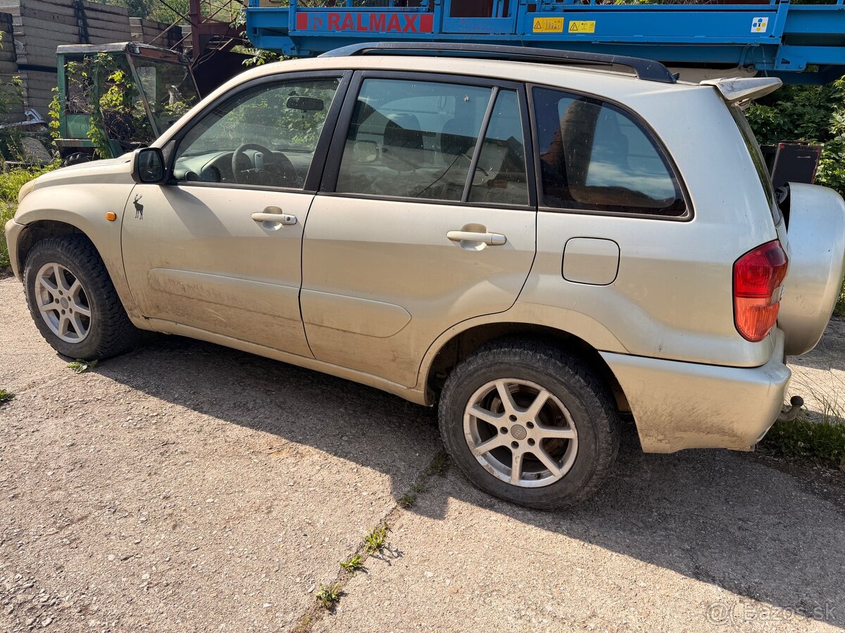 Toyota rav4 diely - 5