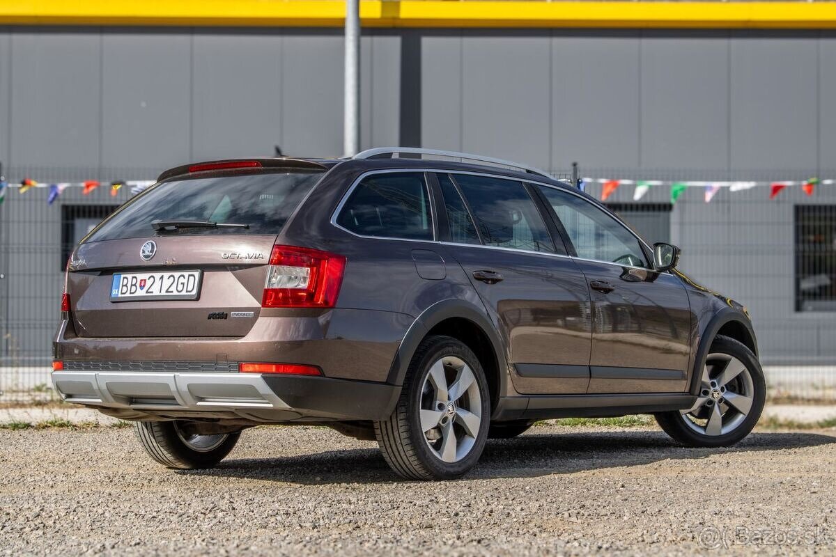Škoda Octavia Combi Scout AT/6 135kW - 5