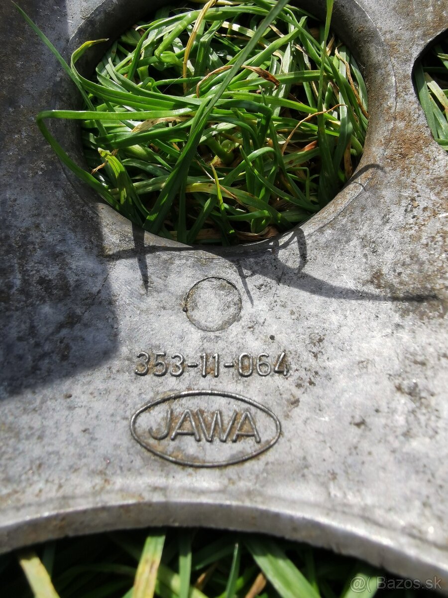 Predám kryt karburátora na Jawa 250/353 - 5