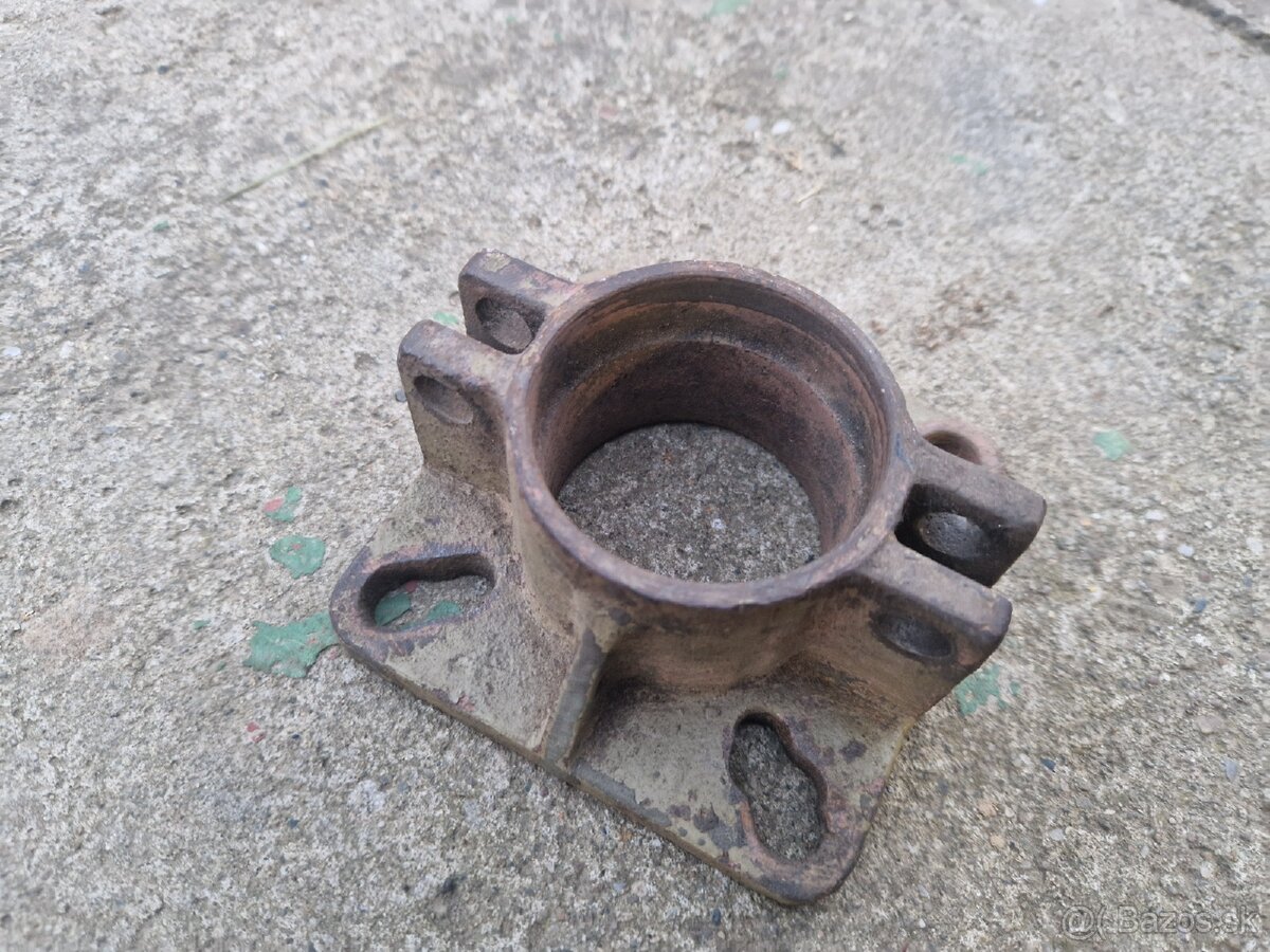 Zetor - Kryt vývodového hriadeľa UR1 - 5