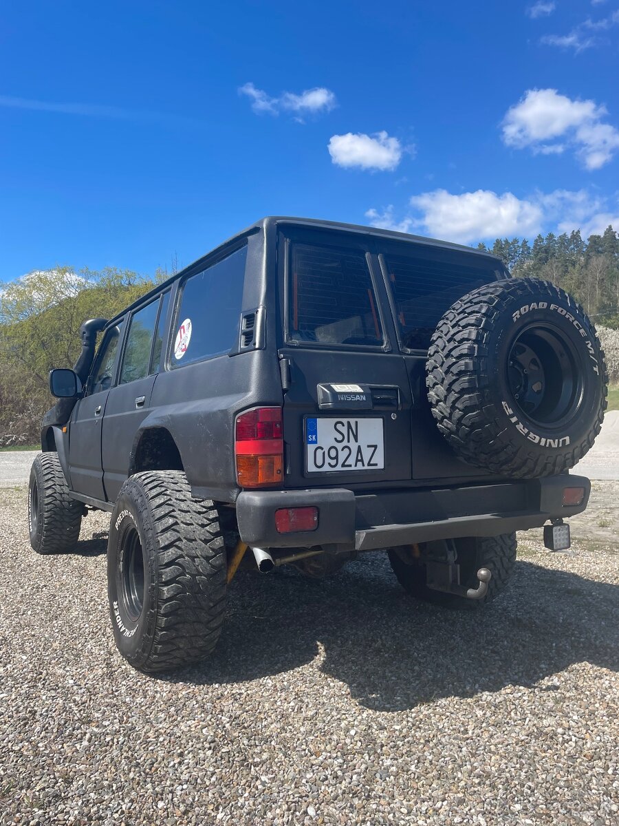 Nissan Patrol Y60 - 5