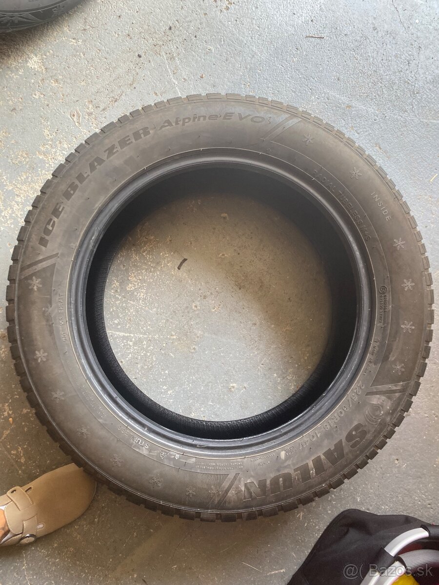Zimné pneumatiky 225/60 r18 - 5