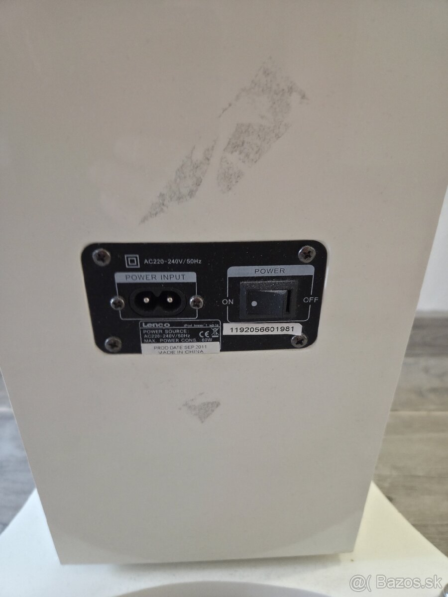 Reproduktor s rádiom, USB, SD. - 5