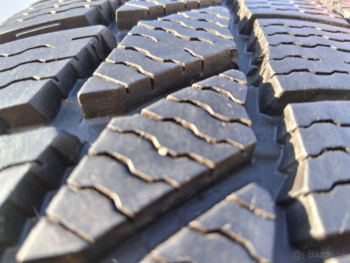 255/50 r19 zimne pneumatiky - 5