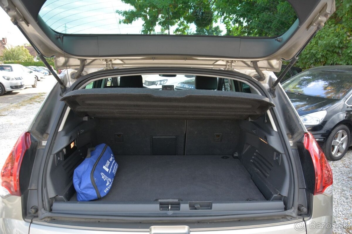 Peugeot 3008 1.6 Hdi, SR pôvod 1 majiteľ - 5