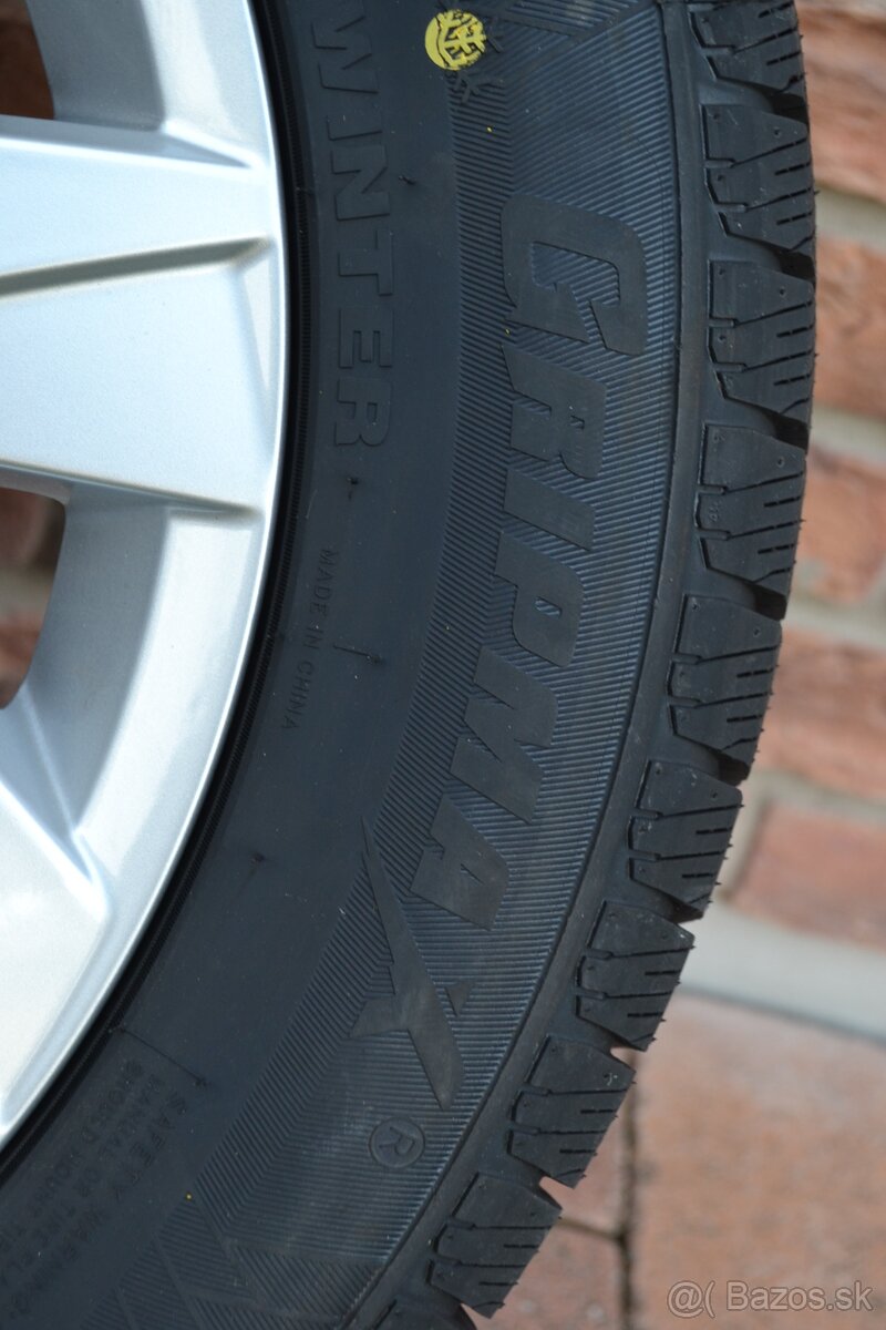 5x112 R18 Zimna sada Org. VW Tiguan + 235/55 R18 Gripmax - 5