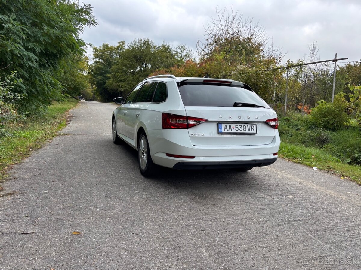 Škoda Superb Combi 2.0 TDI SCR Joy Plus DSG - 5