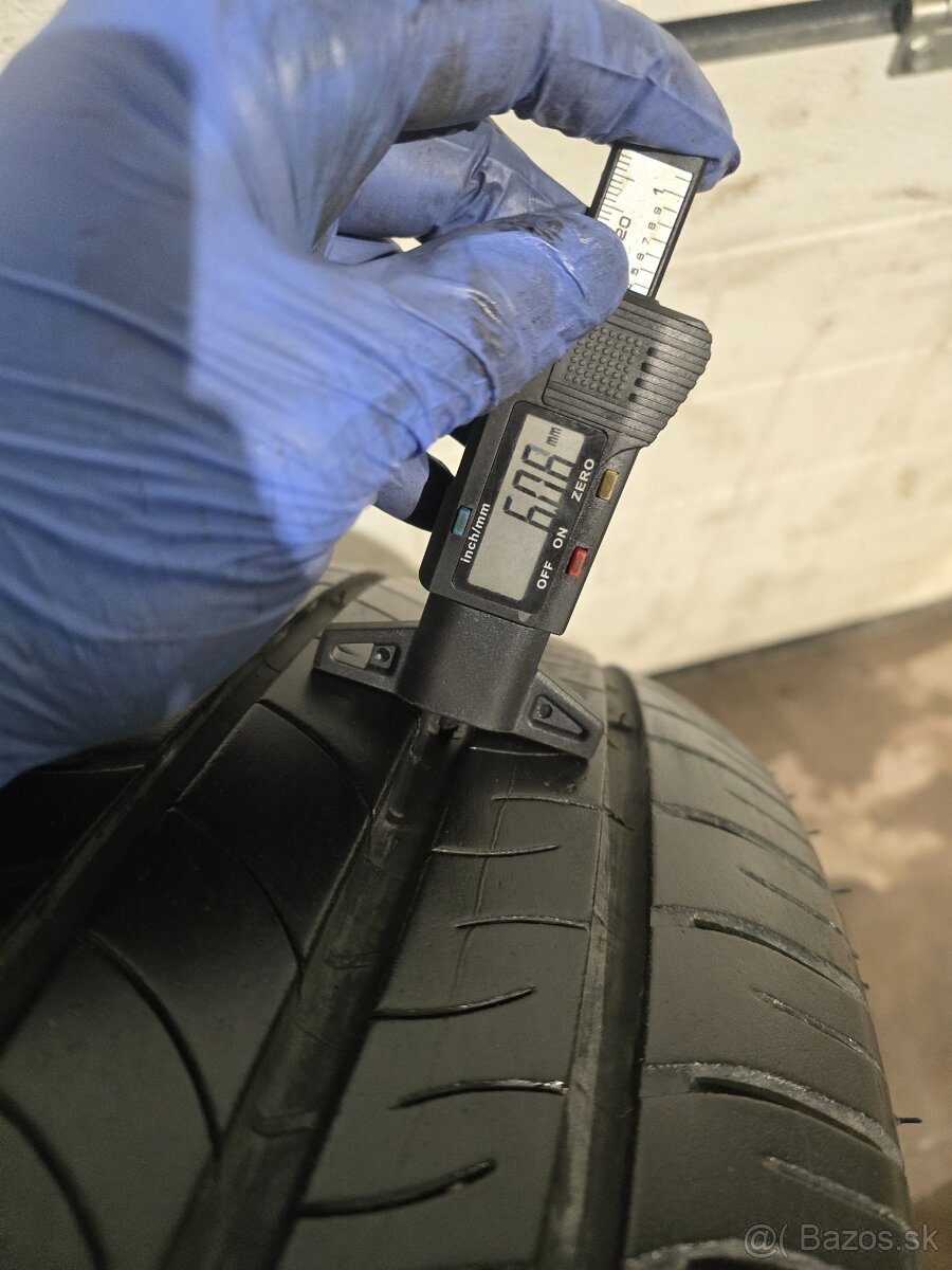 Letné Pneu Michelin EnergySaver 215/60 R16 - 5