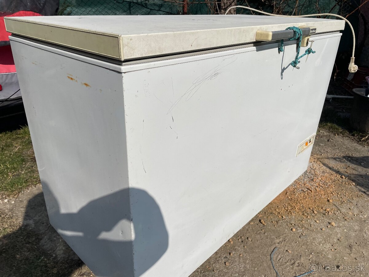 mraziak Vestfrost hf396 - 5