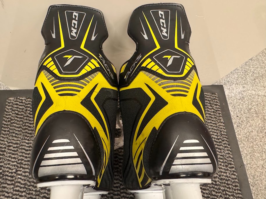 BRUSLE CCM TACKS 1792, vel. 9 /44 - 5