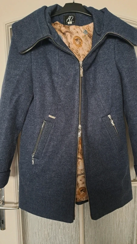 Krásny modrý - teplý kabát veľ. 42 - 5