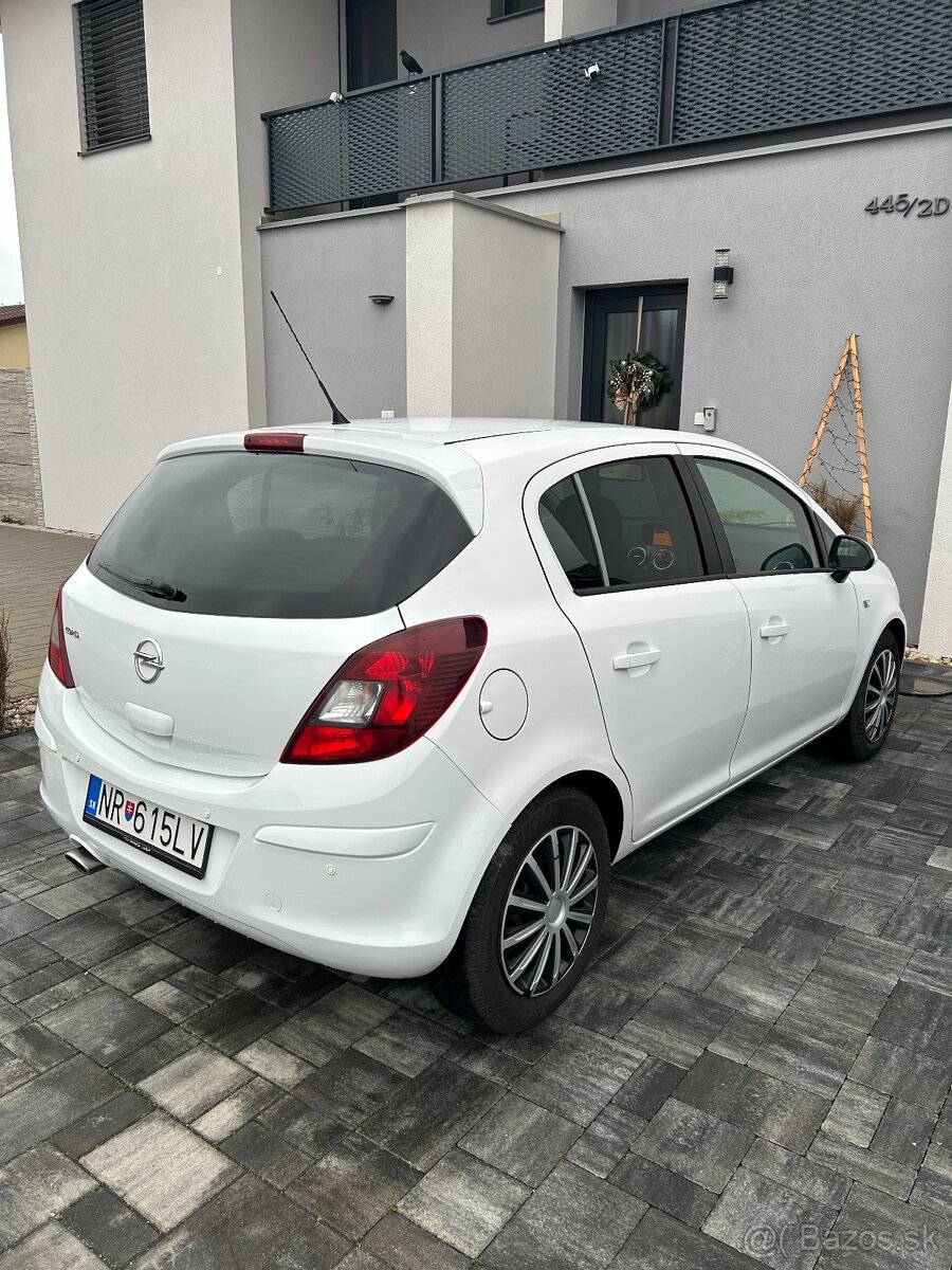 Opel Corsa D 1.2 - 5