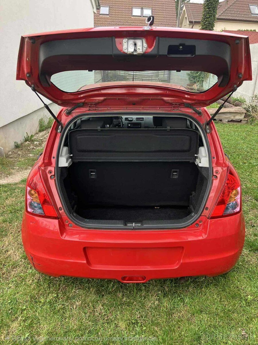 Predám Suzuki Swift - 5