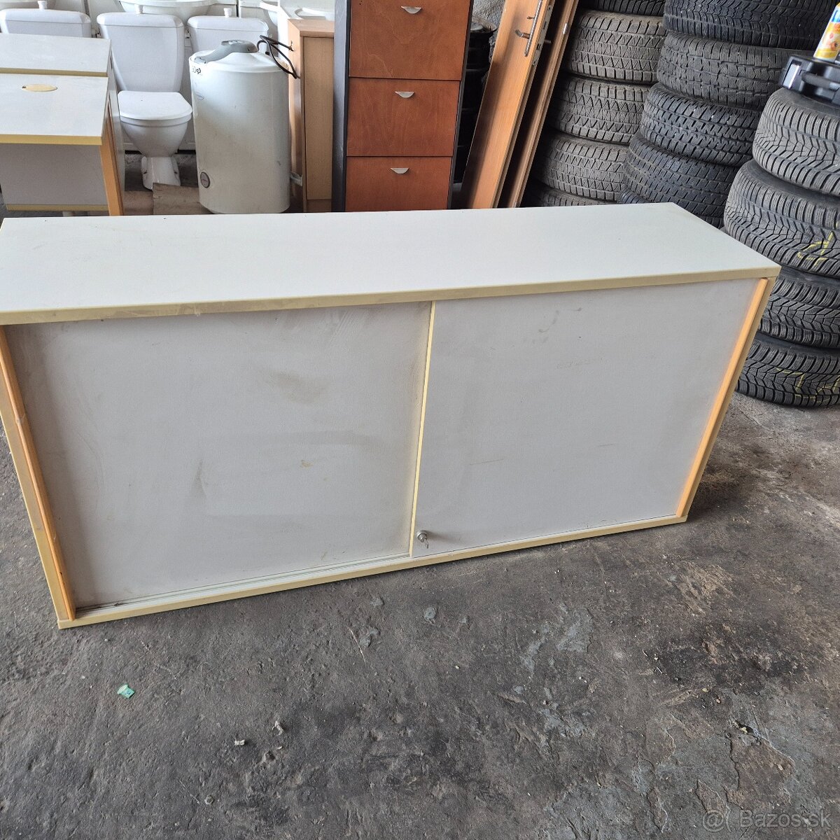 Predam kancelarske stoly a skrinky - 5