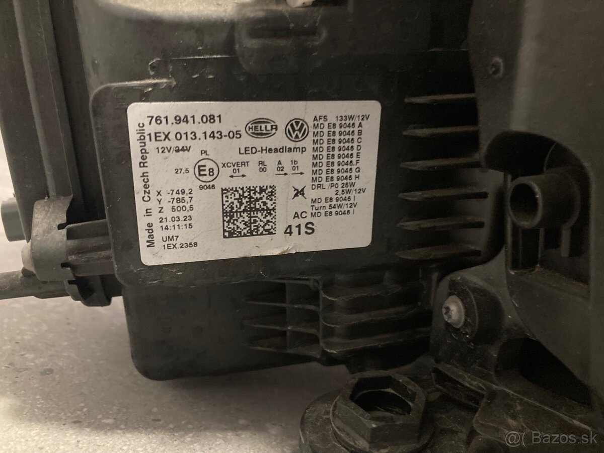 Predám predné svetlá VW Touareg - 5