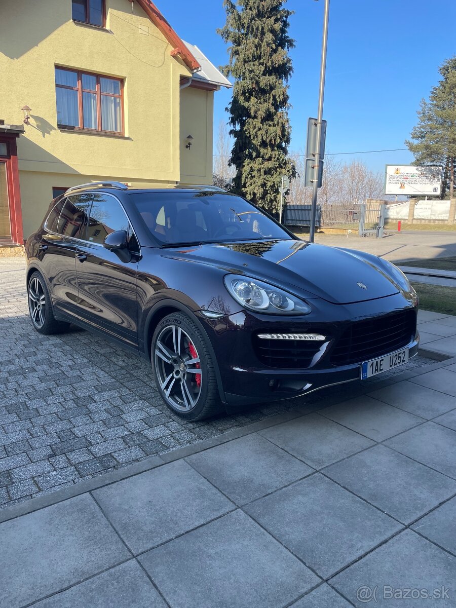 Porsche Cayenne Turbo - 5