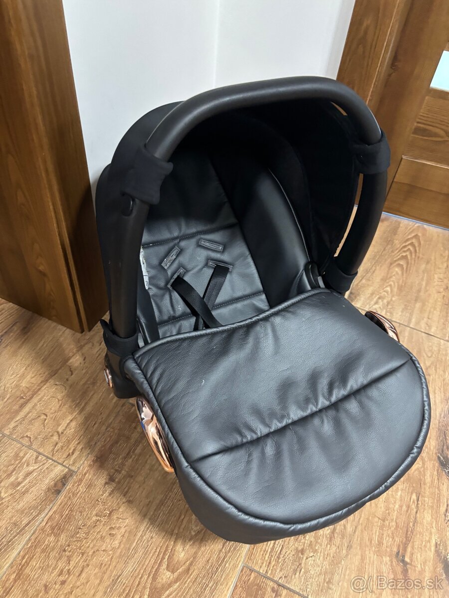 Predám kočiar Junama - 5