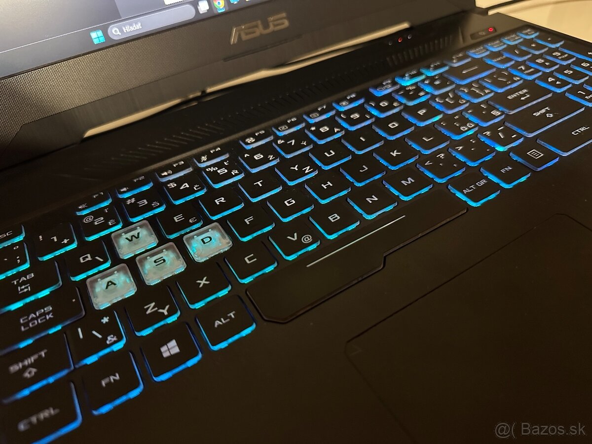 ASUS TUF Gaming FX505DT – výkonný herný notebook - 5