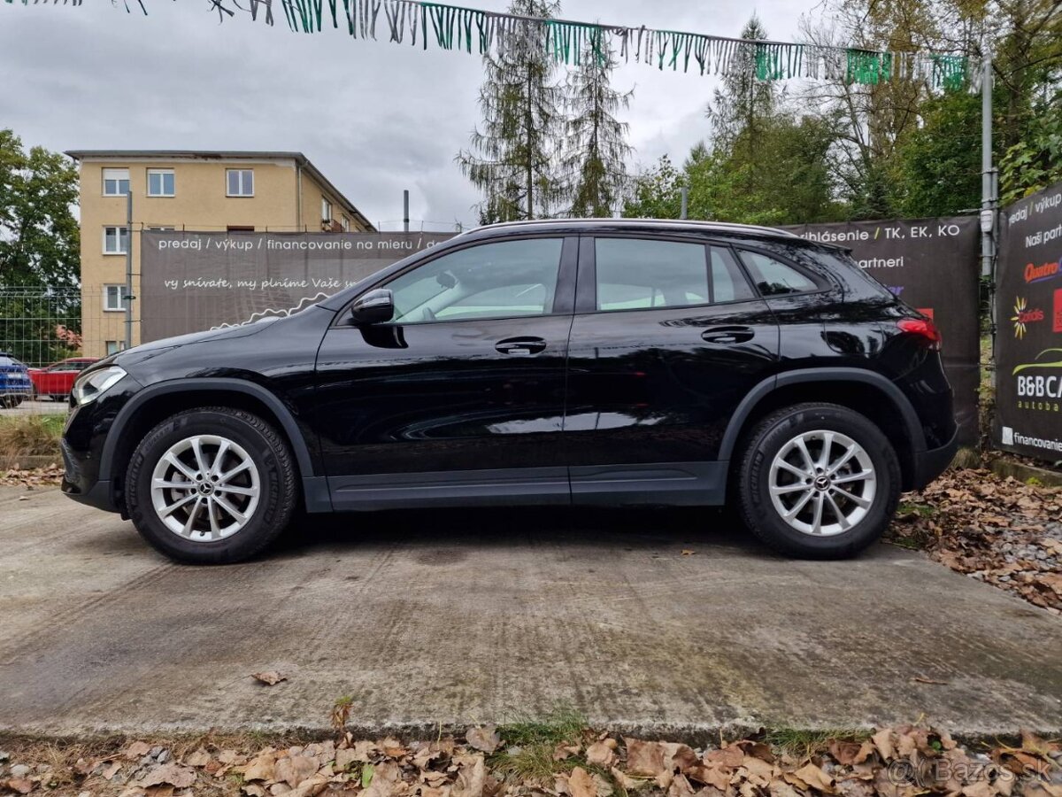 Mercedes-Benz GLA 180 A/T - 5