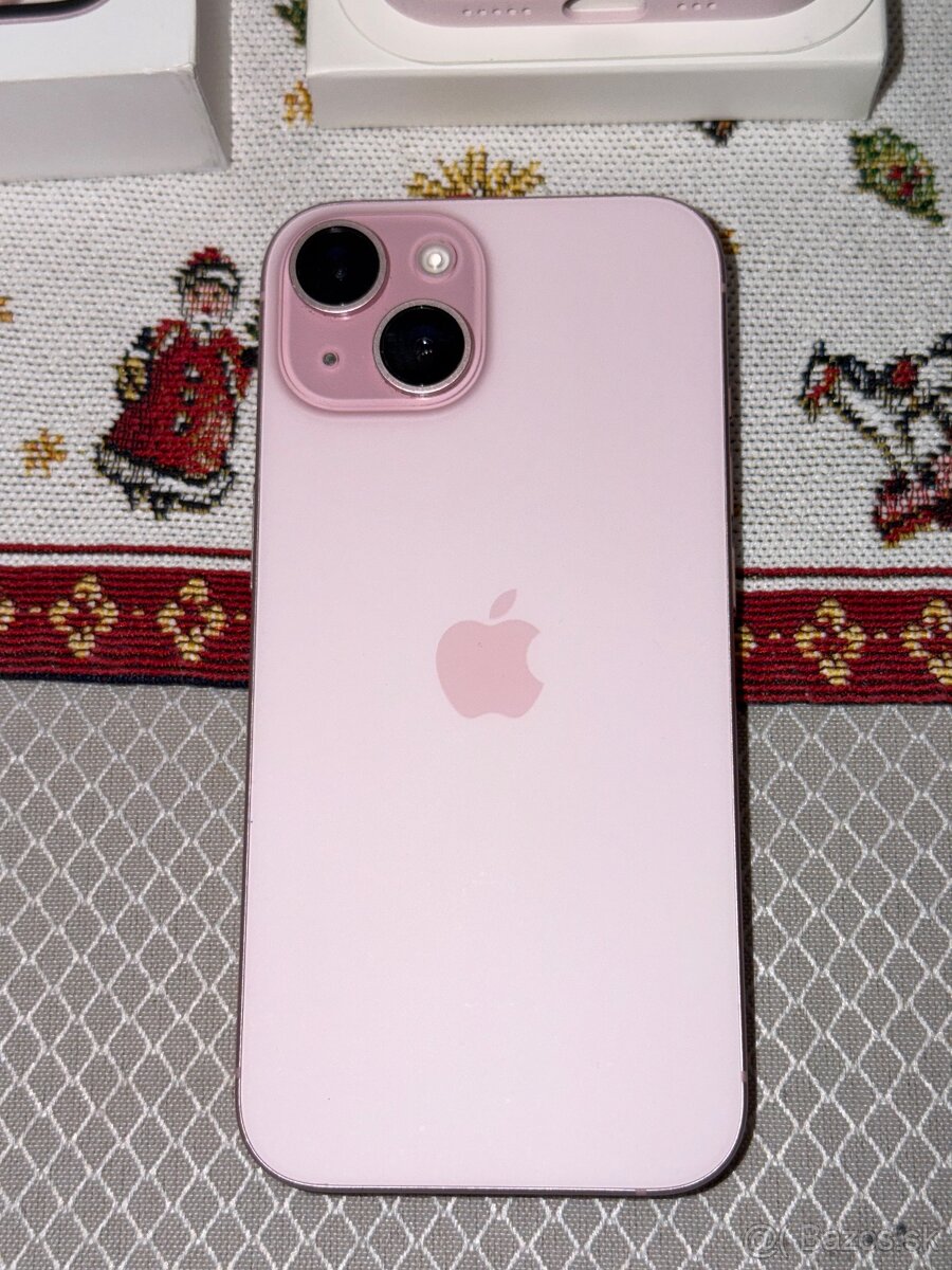 iPhone 15 pink 256 GB - 5
