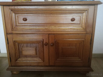 PRODÁM STAROŽITNOU LOŽNICI - 5