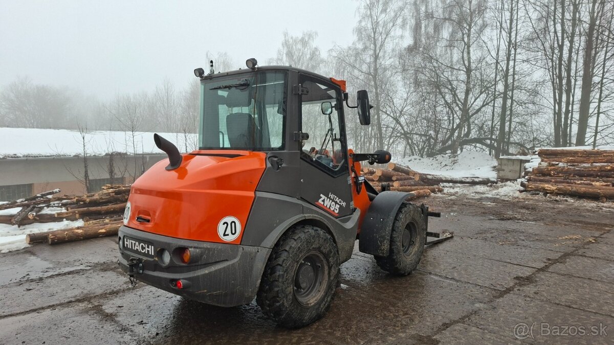 HITACHI ZW95-6C 4X4 - 5