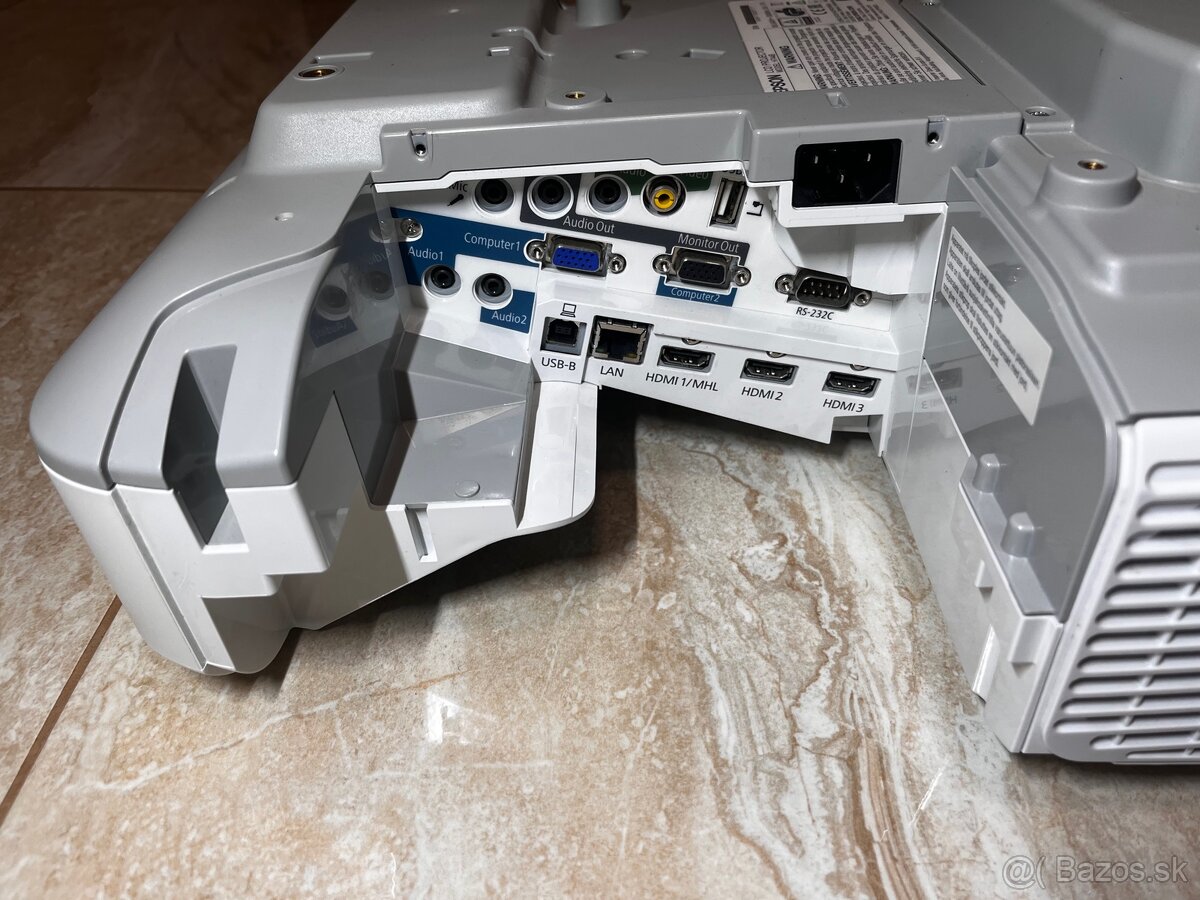 Projektor Epson EB-685W - 5