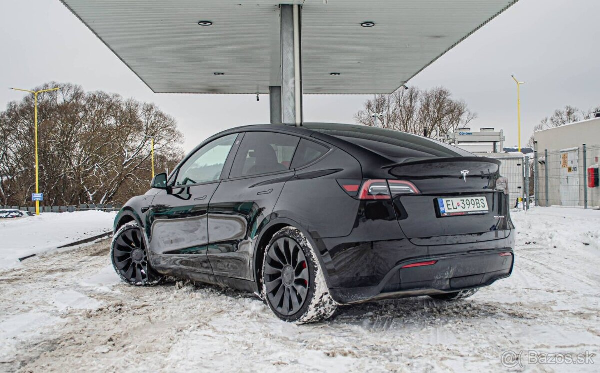 Tesla Model Y PERFORMANCE Dual Motor Odpočet DPH - 5