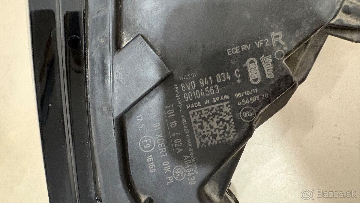 Predám originál svetlo Audi - 5