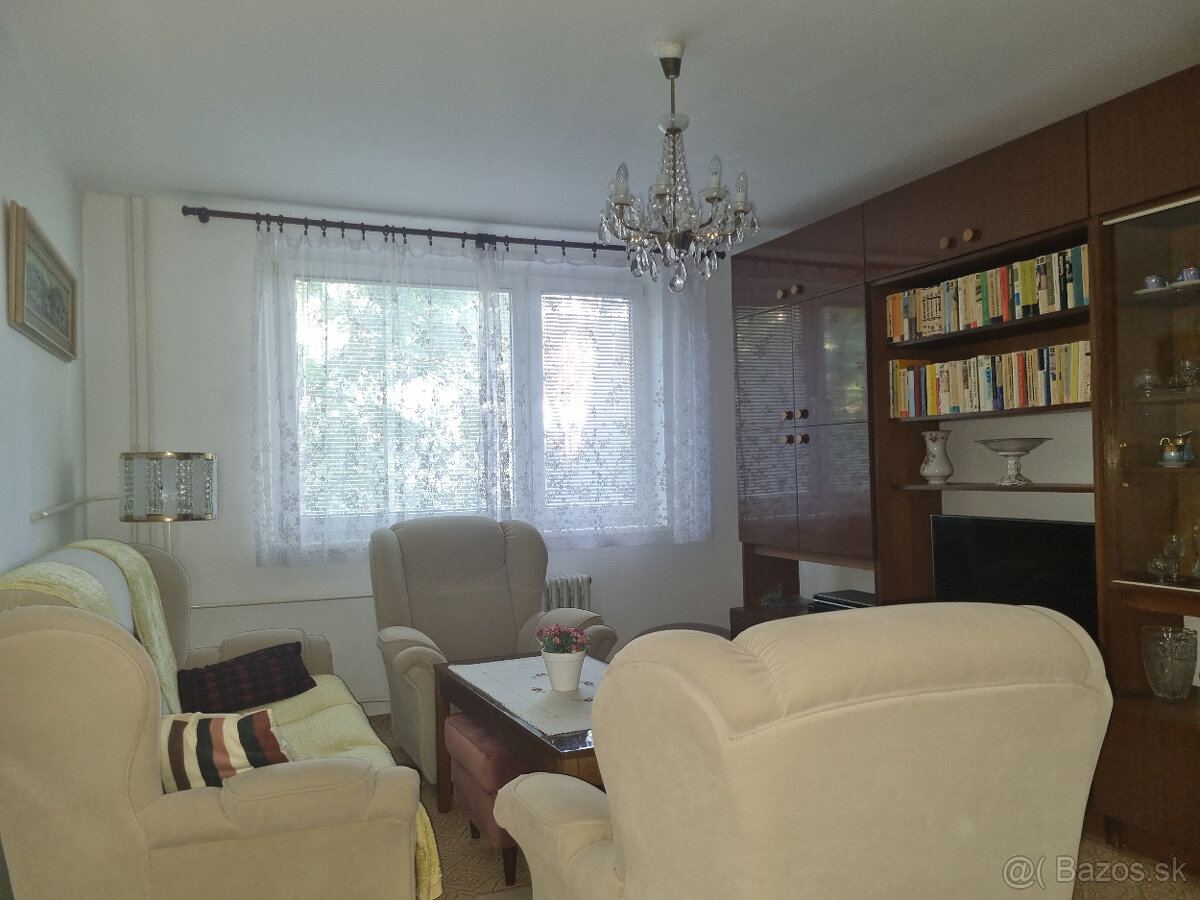 NA PREDAJ 4 IZBOVÝ BYT s LOGGIOU 78 m2 PIEŠŤANY - VOĽNÝ - 5